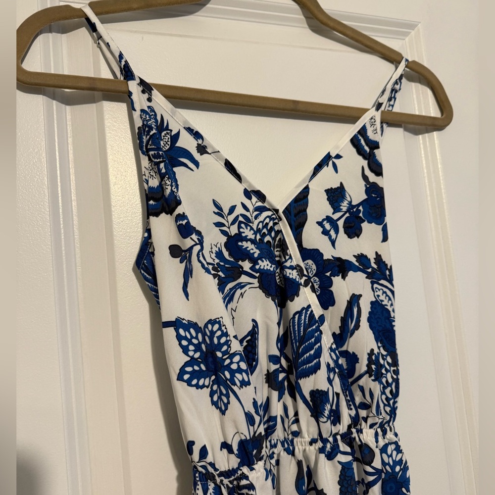 Cupshe Blue and White Floral Maxi Dress NWOT